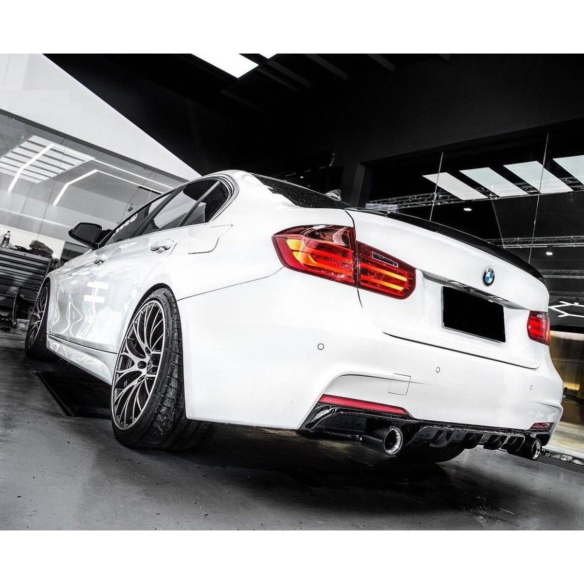 F30 M-Performance Style Diffuser